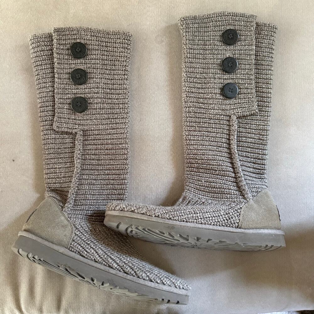 UGG Australia Classic Cardy 5819 Gray Knit Tall Boots Women's Size 11 Button